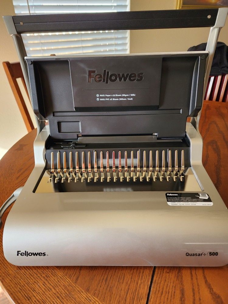 Fellowes Comb Binding Machine