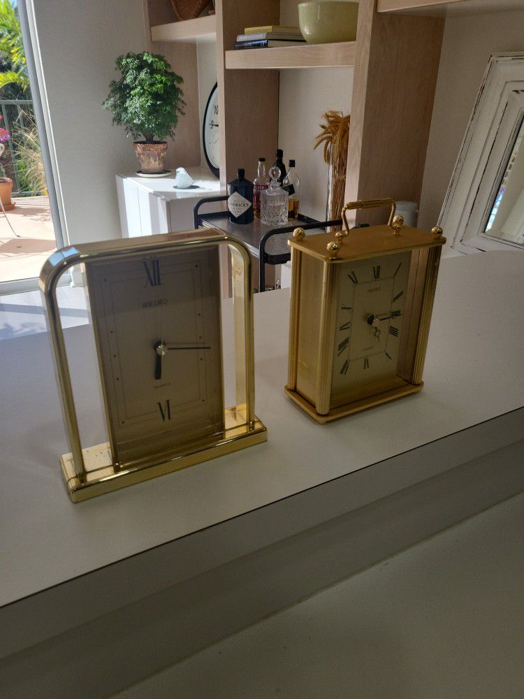 Two (2) Vintage SeikoQuartz Desk/Table Clocks