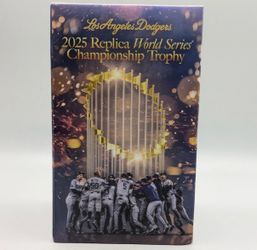 2025 WS REPLICA TROPHY GIVEAWAY