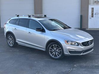 2018 Volvo V60 Cross Country