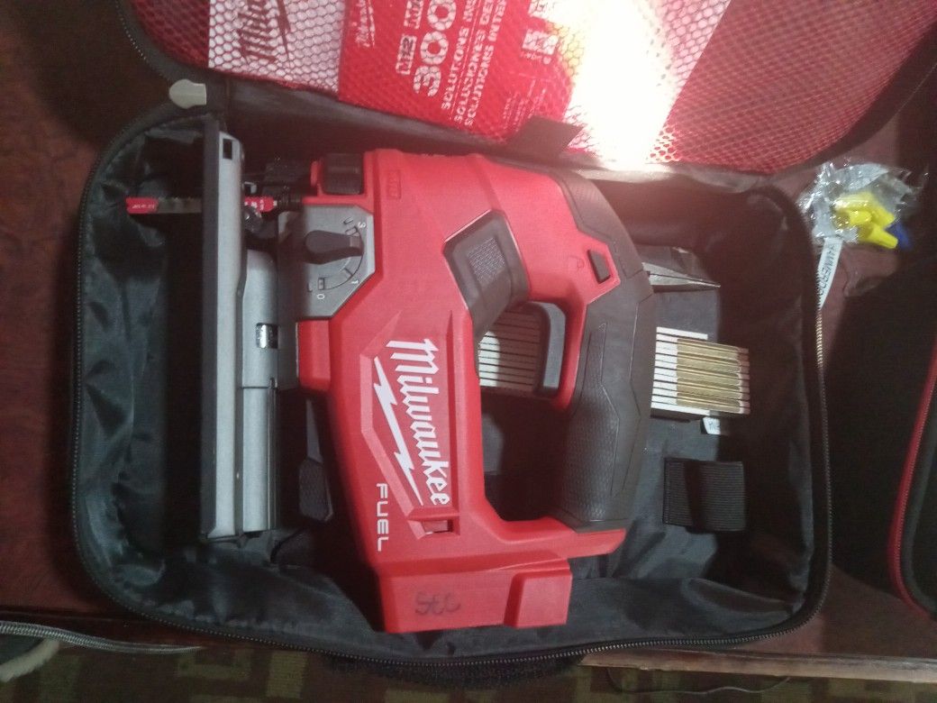 M18 FUEL™ D-Handle Jig Saw (Tool Only)