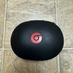 Beats Headphone Case 