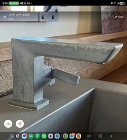 Limited Edition Concrte Vettis Faucet