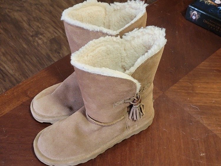 Bear Paw Boots - New - W SIZE 9