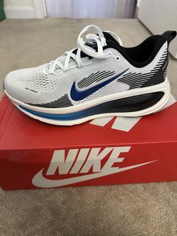 Nike Vomero 18 Brand New Mens Size 8.5