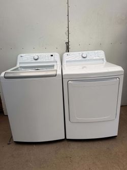 LG Washer And Dryer Gas Laundry Set