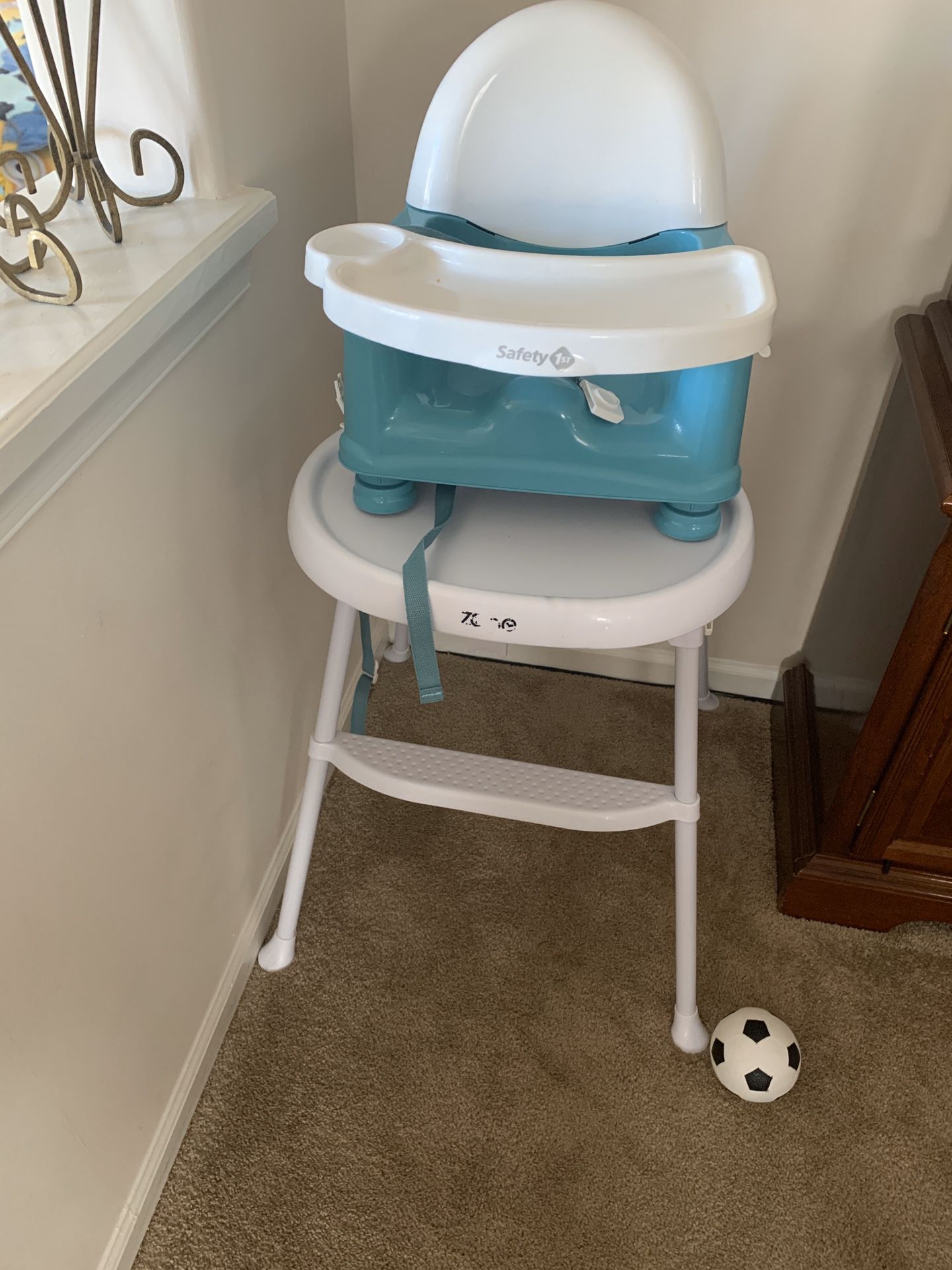 High chair & booster seat