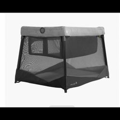 Baby Jogger City Suite Multi-Level Playard