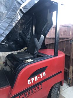 2.5 Ton Forklift 3 - 1 Meter Mast - All Electric-Huge Battery