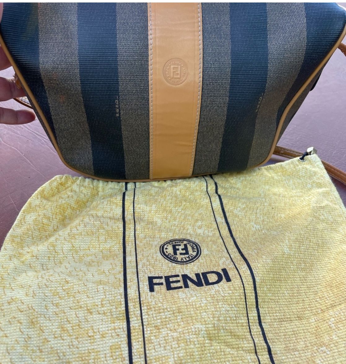 Fendi Vintage Crossbody Bag