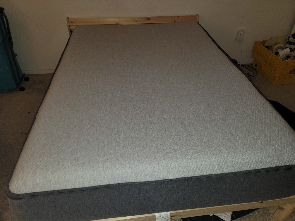 Like NEW Full Size Mattress With Bed Frame