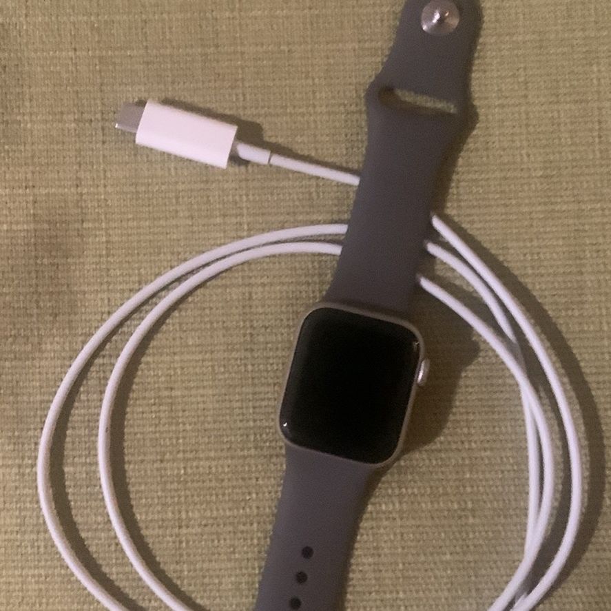 Apple Watch SE 2nd Gen 