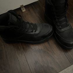 Black Boots