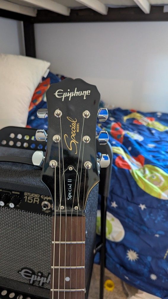 🎸 Epiphone Les Paul Special II Electric Guitar + Amp Bundle – Great Starter Kit!