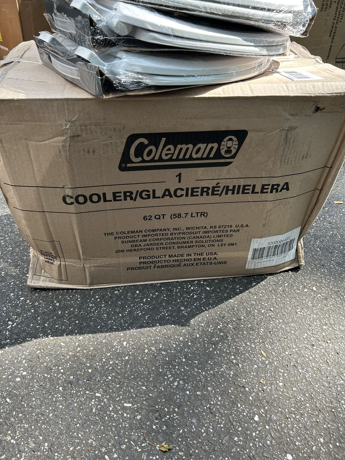 Coleman 316 Series 62QT Hard Chest Wheeled Cooler, Lakeside Blue