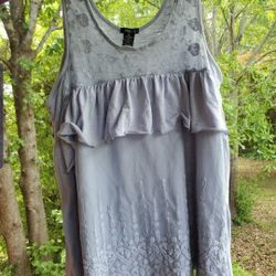 Lady's Rue 21 Blouse Sz XL LS27