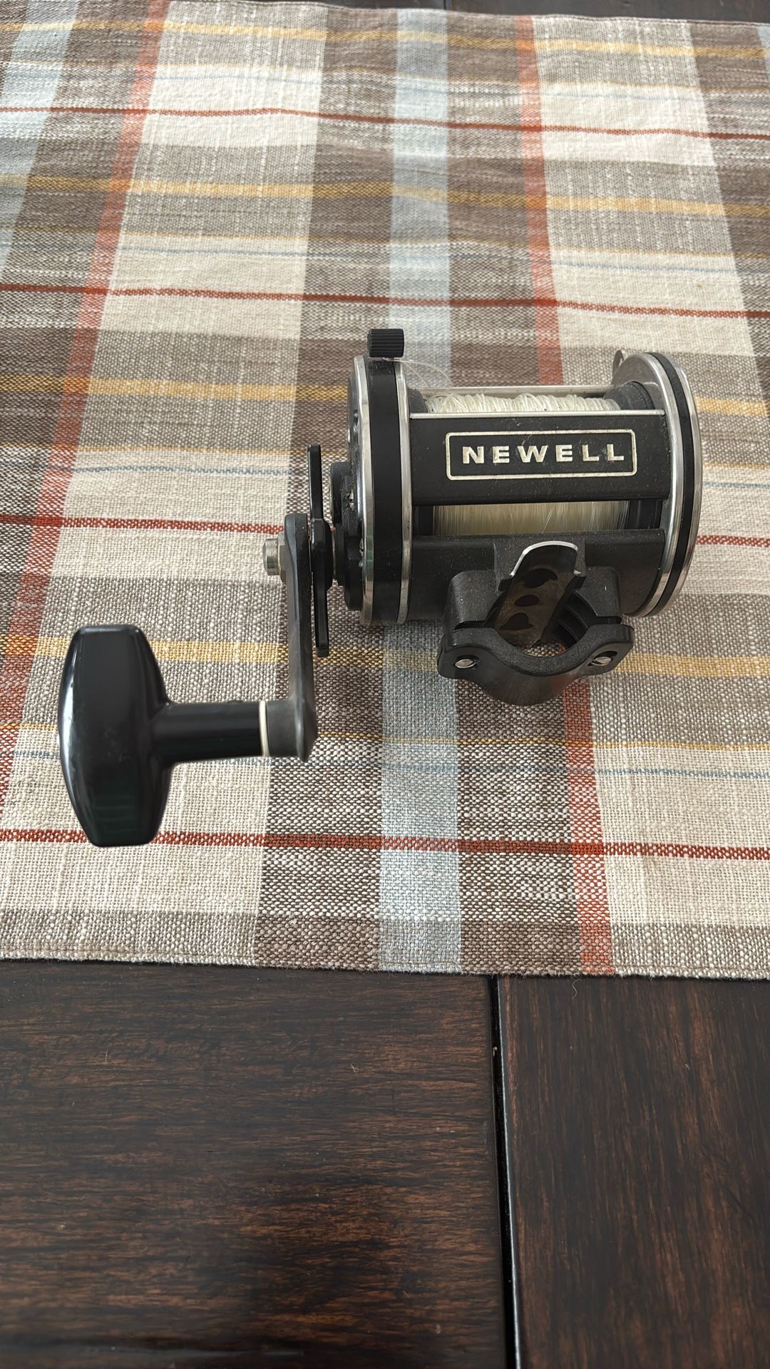 Newell Fishing Reel 546-3.2