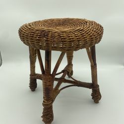 Vintage Round Wicker Rattan Vanity Stool / Plant Stand Mid Century Boho 19" Tall  