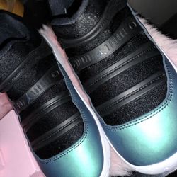 Air Jordan 11 Retro Little Flex In Black Iridescent Kids Size 2.5