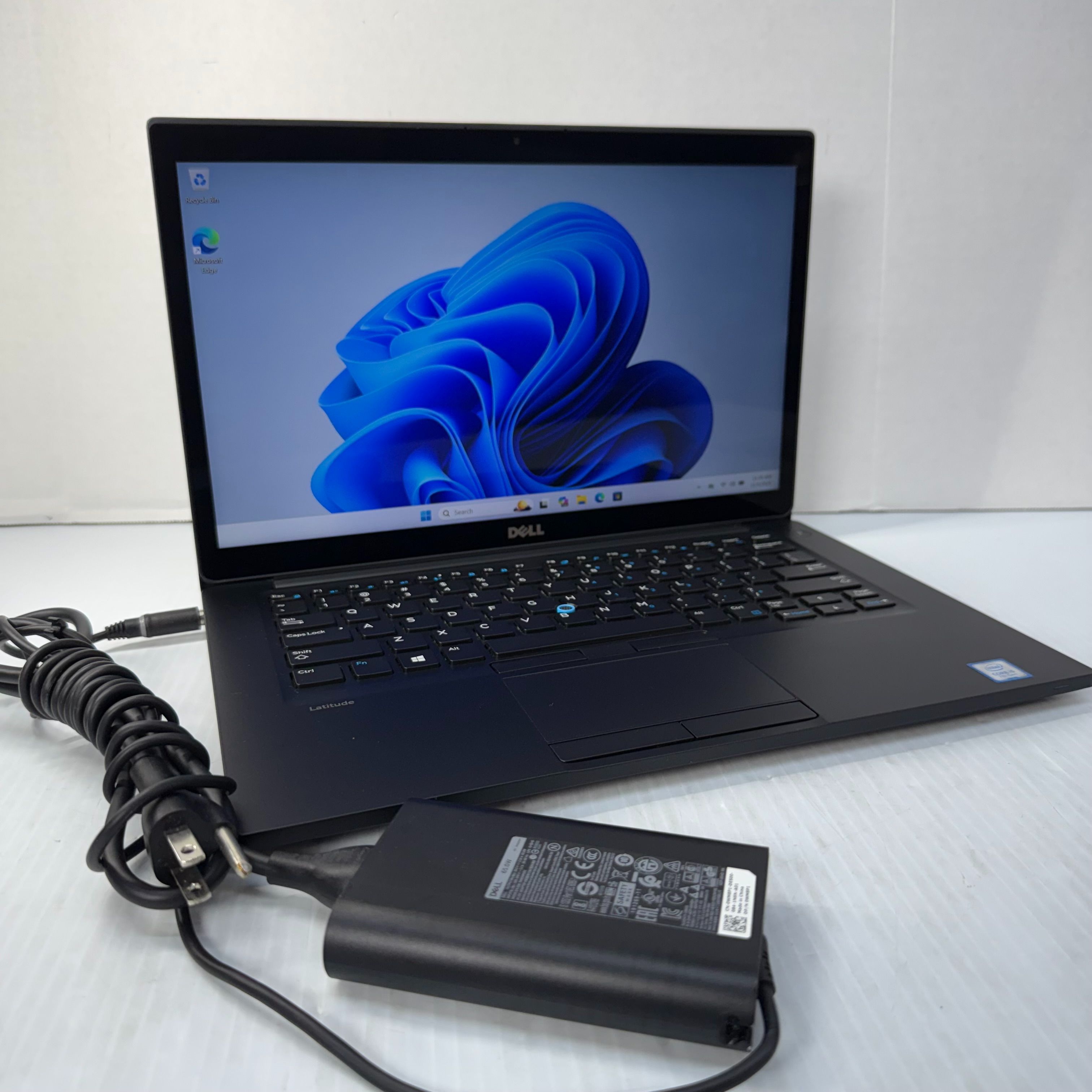 Dell Latitude 7480 i5-7200U 14" Touchscreen Windows 11 Pro Laptop 256GB SSD 16GB RAM