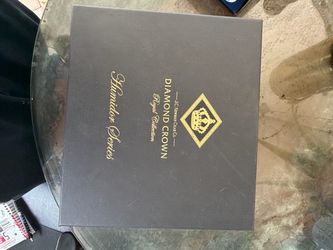 Diamond Crown Humidor Series Box, Like New