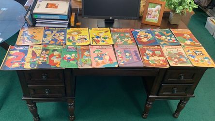 Walt Disney's Comics and Stories Lot of 18
