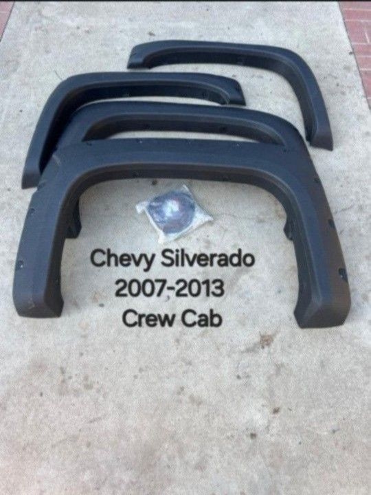 Chevy Silverado 2007-2013 Fender Flares