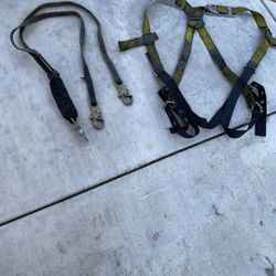 Climbing Safety Harness With Shock Absorber