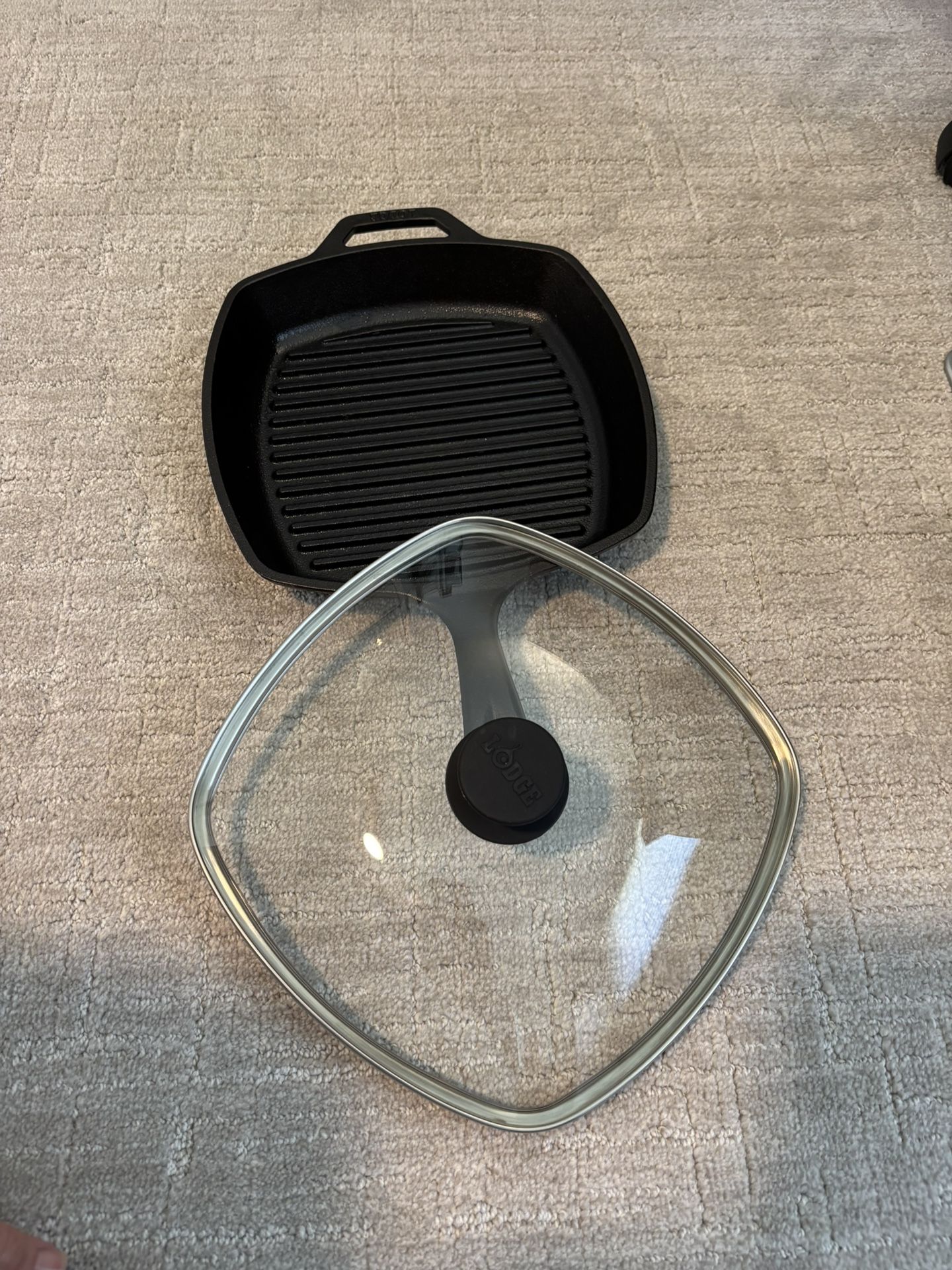 Lodge Square Grill Pan With Glass Lid 10.5”