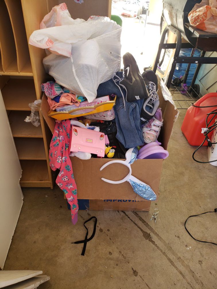 Free girls clothes shoes and toys