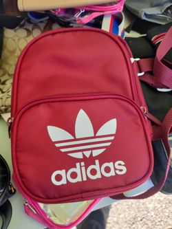 Women shoulder back pack