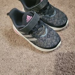 Toddler girl shoes