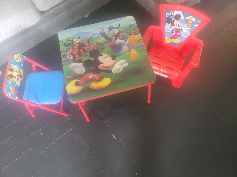 Mickey Mouse Toddler Table And Chairs