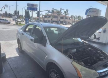 2010 ford focus