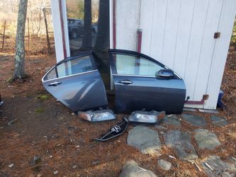 04_08 TSX door head light and interior parts drive seat and rear passenger seat belts you name it more likely I have it