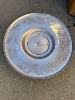 vintage hand-wrought aluminum lazy susan platter floral and pinecone Design 