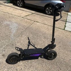 Electric Scooter With Charger 