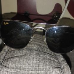 RAY BANS SUNGLASSES 