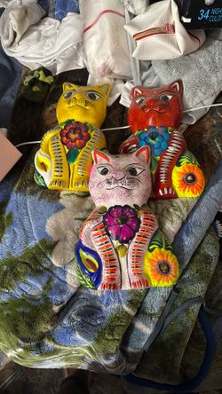 Beautiful Hand Painted Cat Decor From Mexico 