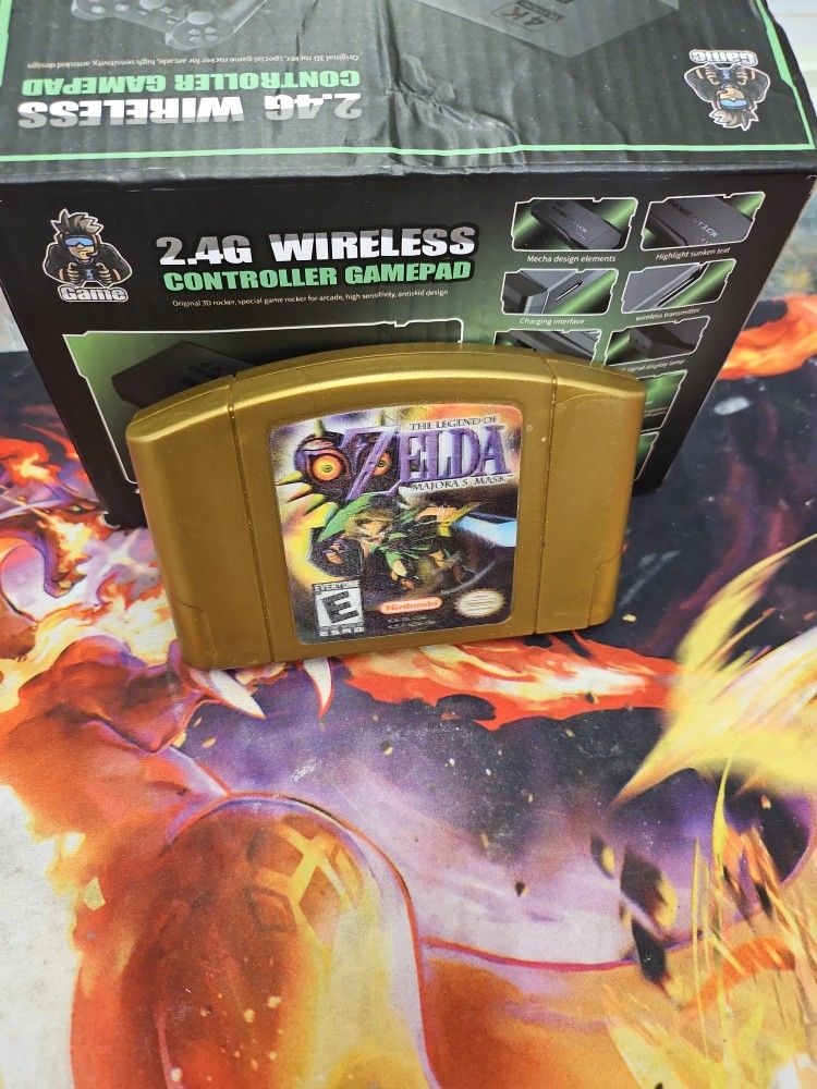 The Legend of Zelda: Majora's Mask (N64 Holographic Gold) Authentic, Tested 1997