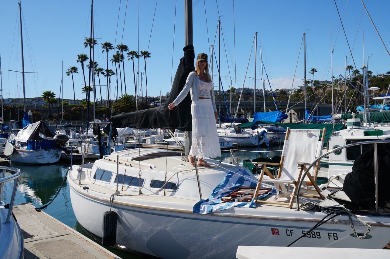 Sailboat 27ft Catalina Sloop Sail Boat