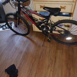 Mountain Bike Best Condition Used And Needs Chain Repair