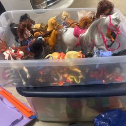 32 toy Horses, And Ponies