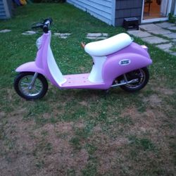 Electric Razor Scooter Goes 35 Mph + 