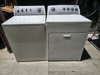 Whirlpool Washer And Gas Dryer