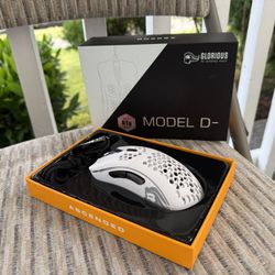 Glorious Model D- Gaming Mouse (Matte White) — Like New!