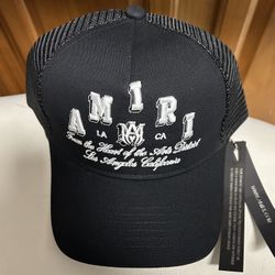 Amiri Hat