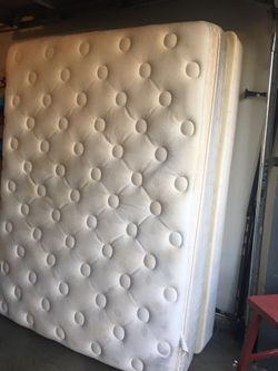 Queen size matrees boxprin