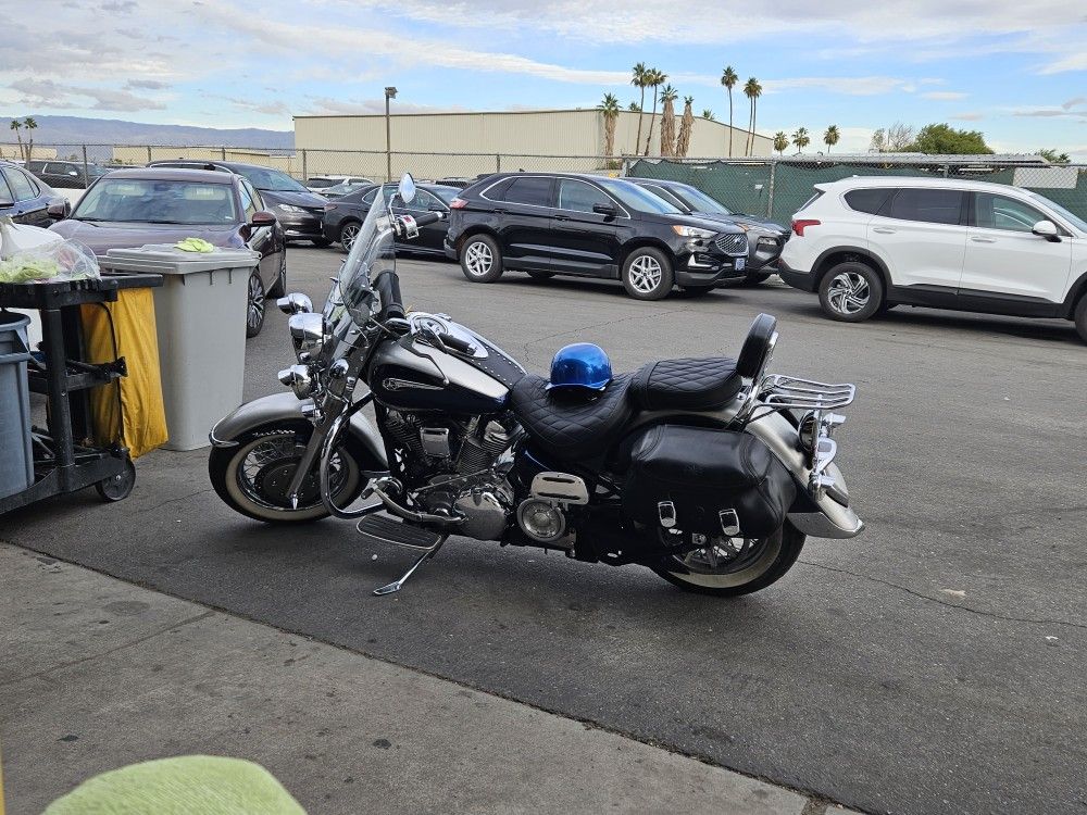 2008 Yamaha Roadstar 1700cc