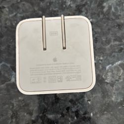 Apple Double Battery Charger Model A2571